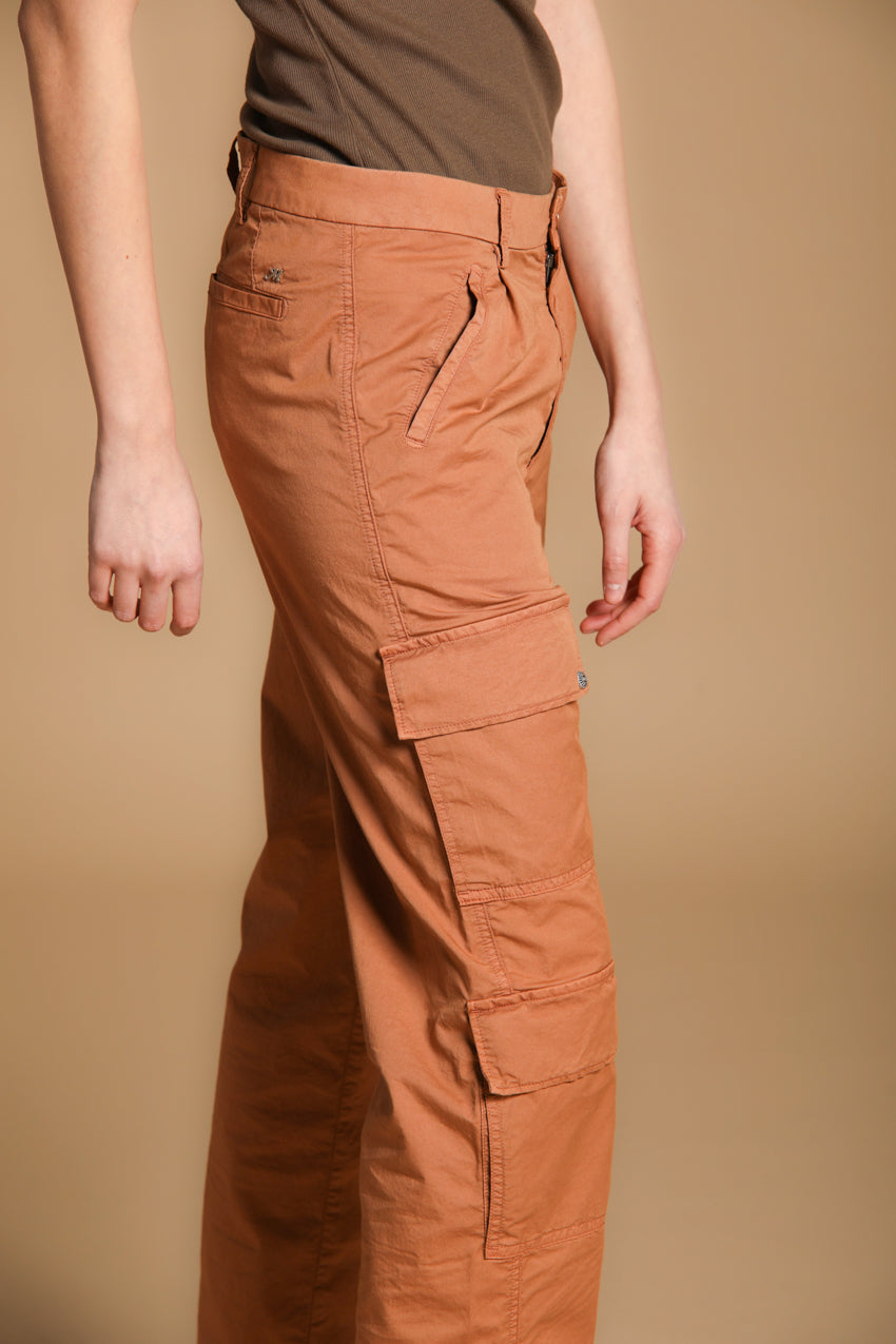 Evita Cargo pantalón cargo mujer en gabardina elax relaxed fit 