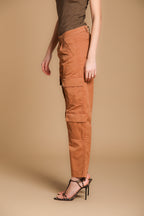 Evita Cargo pantalón cargo mujer en gabardina elax relaxed fit 