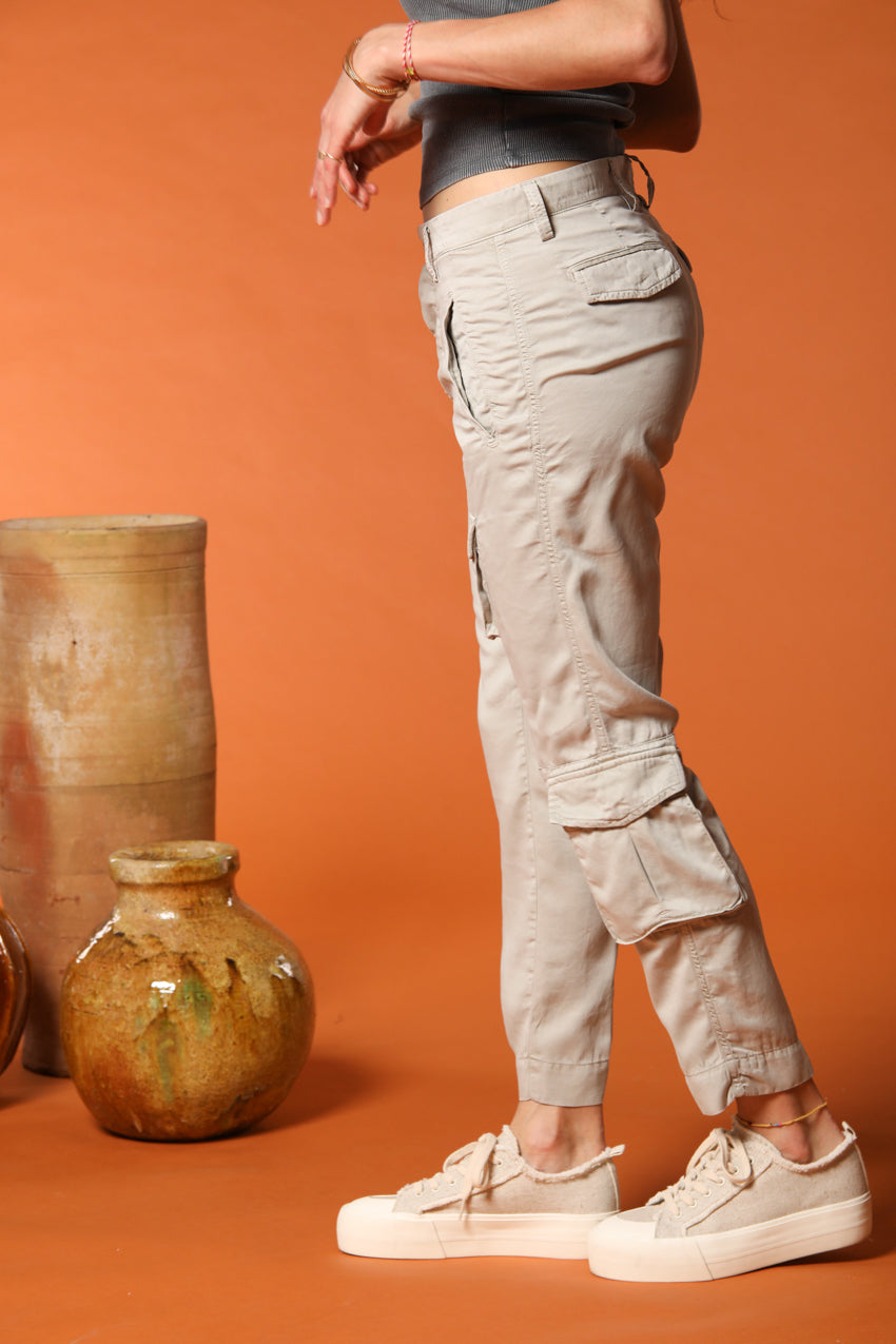 Asia Snake pantalón cargo mujer en modal relaxed fit 