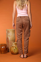 Asia Snake pantalón cargo mujer en modal relaxed fit 