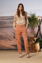 Asia Snake pantalón cargo mujer en modal relaxed fit 
