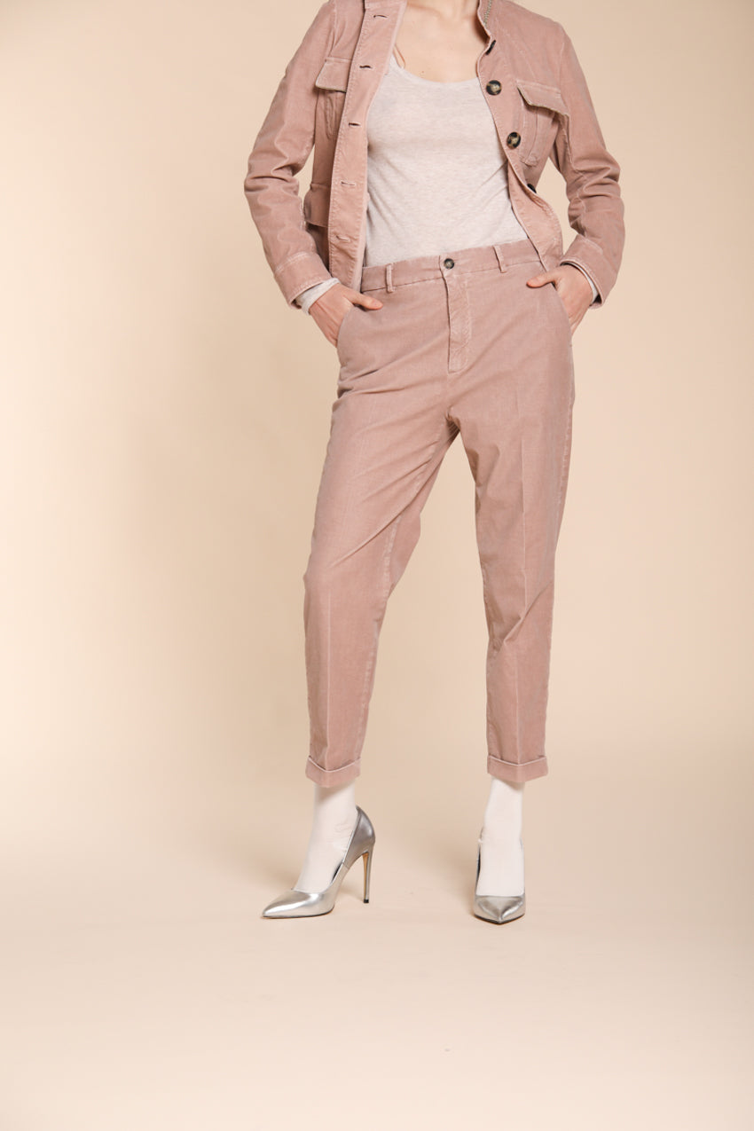 Foto 3 New York Cozy pantalone chino donna in velluto 1000 righe carrot fit
