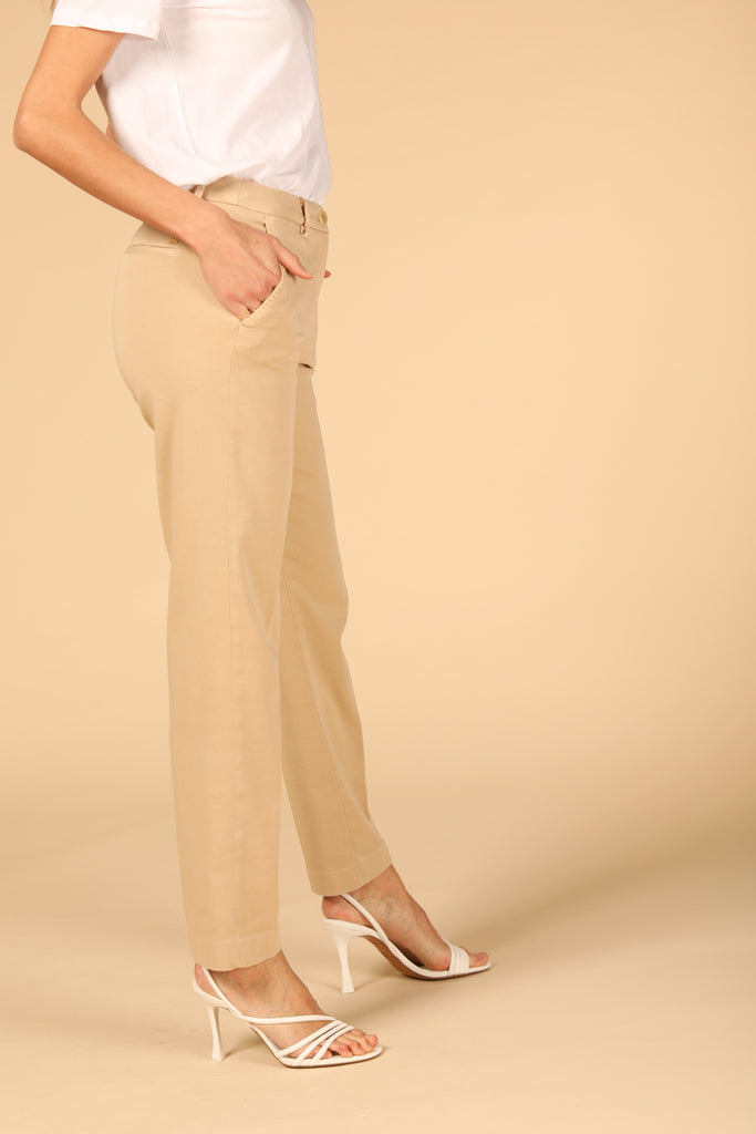 Image 4 of Women's New York Model Chino Pants in Dark Khaki, Regular Fit