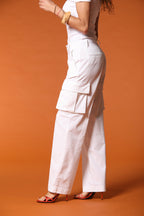 Victoria pantalón cargo mujer en modal straight fit