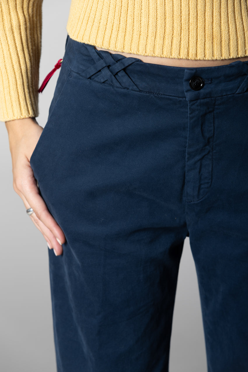 New York Straight women’s chino pants in gabardine straight fit