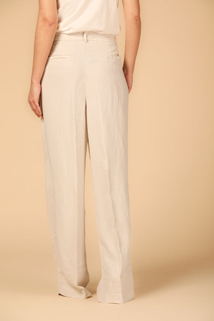 Image 5 of women's chino pants, Ny Wide Pinces model, in stucco with a straight fit by Mason's