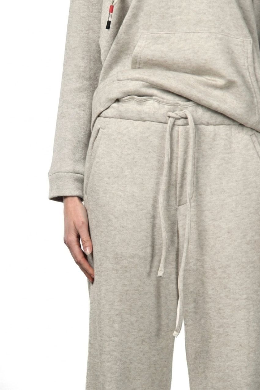 New York Studio Elax women’s chino pants in knit-effect jersey with straight fit
