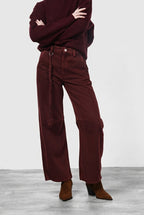 Valerie pantalón chino de mujer en twill balloon fit ①
