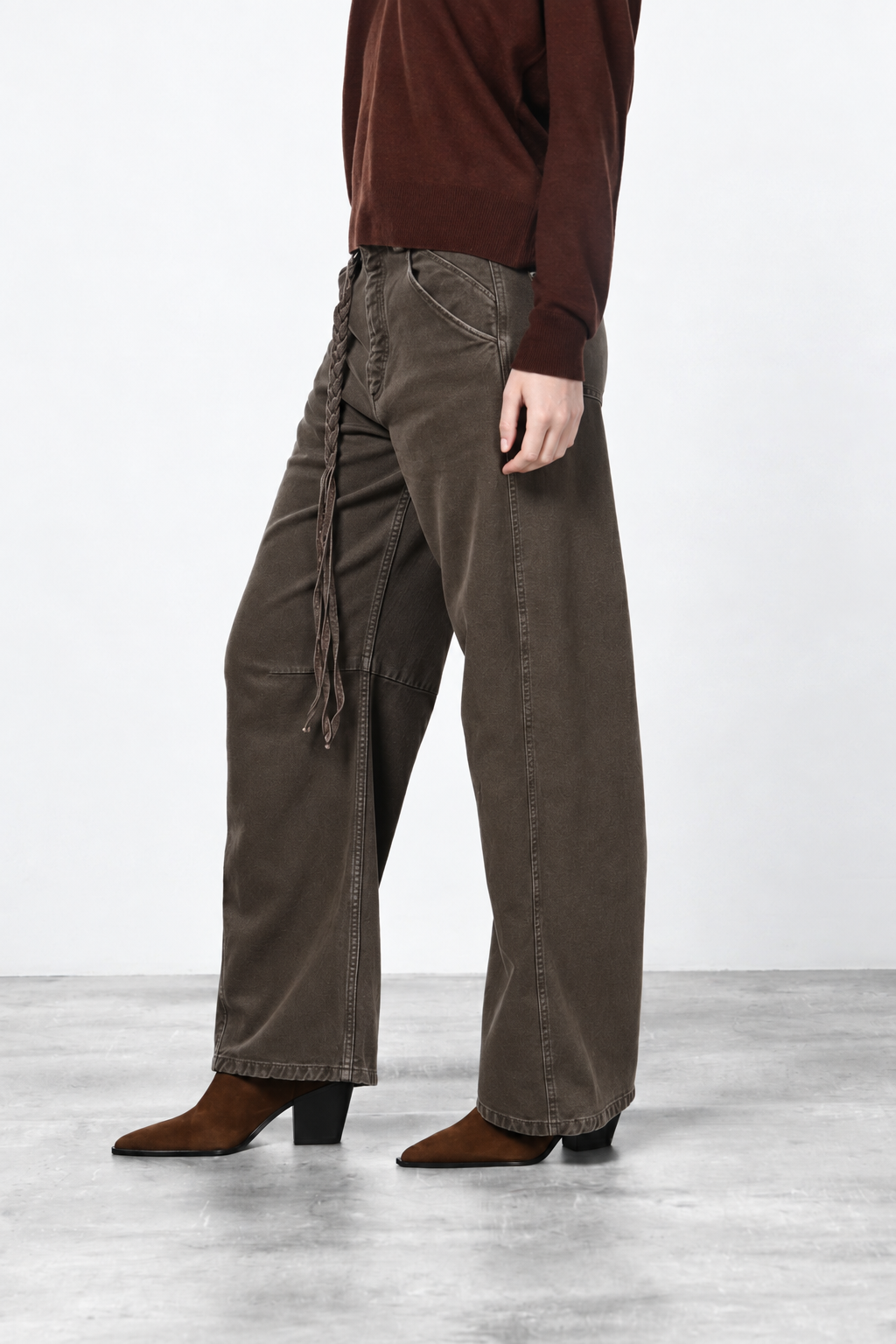 Veronique Chinohose für Damen aus Twill mit balloon fit ①
