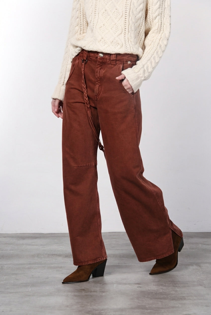 Violette pantalon chino femme en twill balloon fit ①
