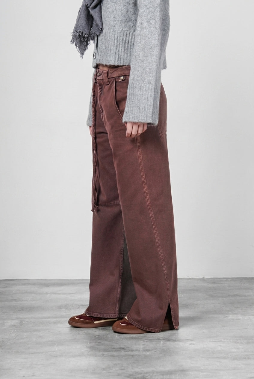 Violette women’s chino pants in twill with balloon fit ①
