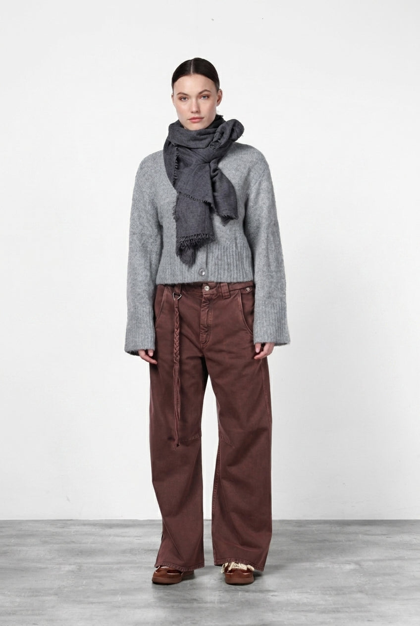 Violette women’s chino pants in twill with balloon fit ①
