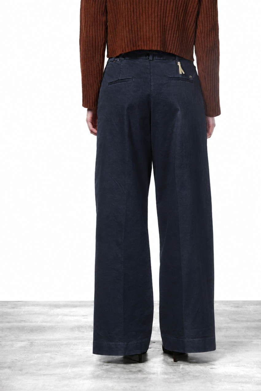 New York Wide women's chino trousers in satin, wide leg