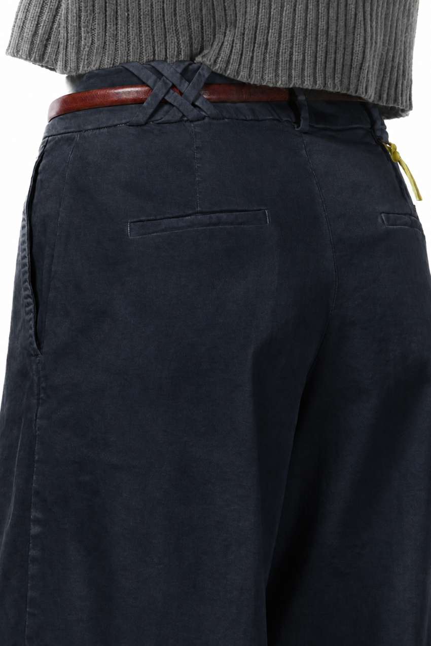 New York Wide women's chino trousers in satin, wide leg