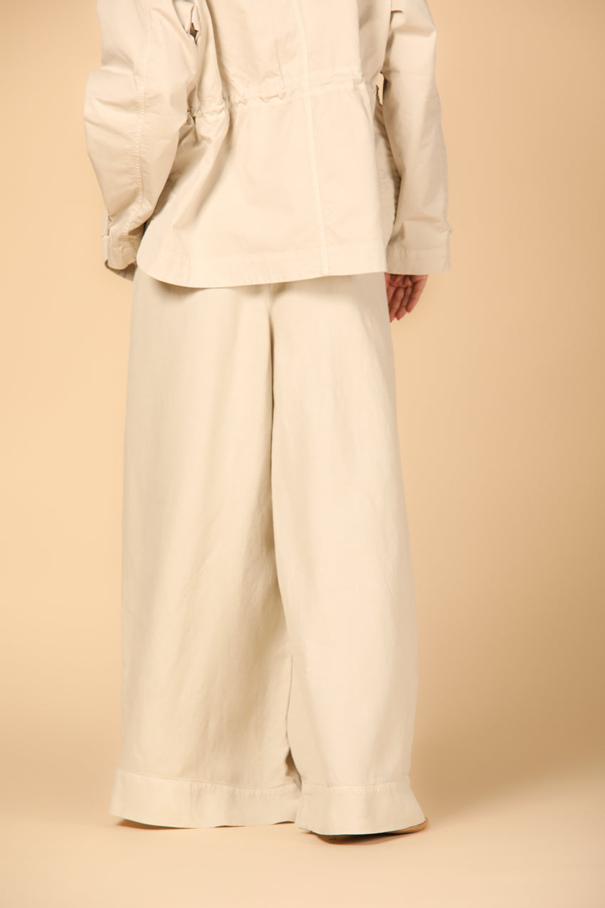 Image 5 de pantalon chino pour femme, modèle Portofino, en stuc avec une fit relaxed de Mason's