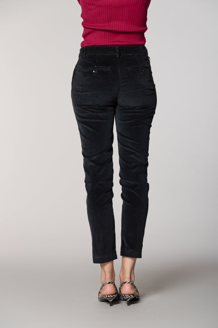 New York Slim women’s chino trousers in corduroy slim fit