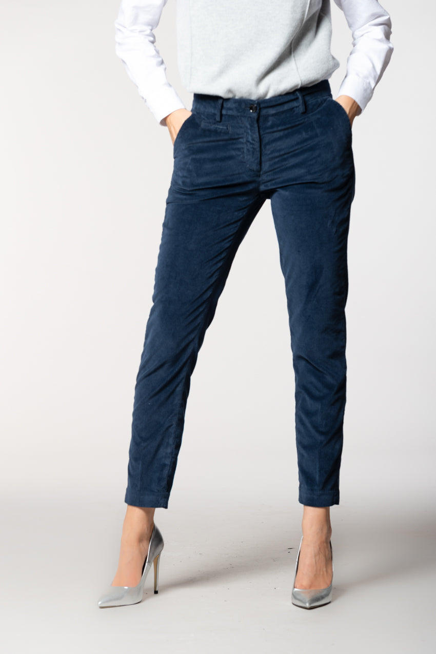 New York Slim women’s chino trousers in corduroy slim fit