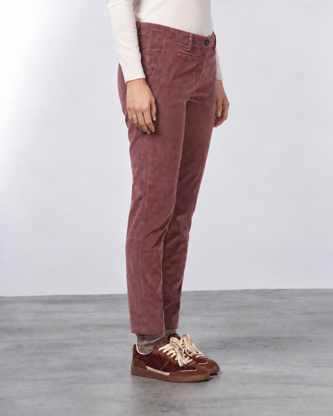 New York Slim pantalone chino donna in velluto a costa grande slim fit ①
