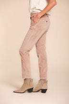 Foto 3 New York Slim pantalone chino donna in velluto a coste slim fit