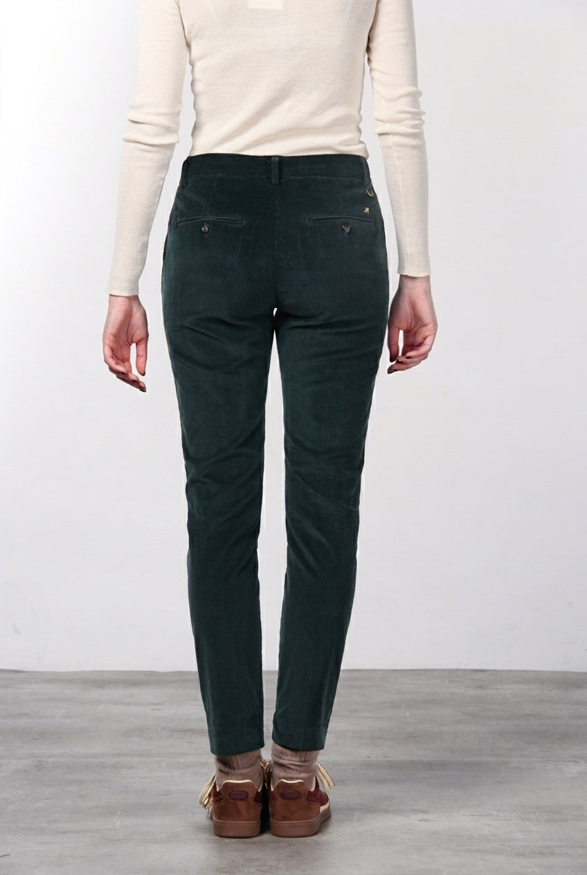 New York Slim pantalón chino de mujer en terciopelo de pana ancha slim fit ①