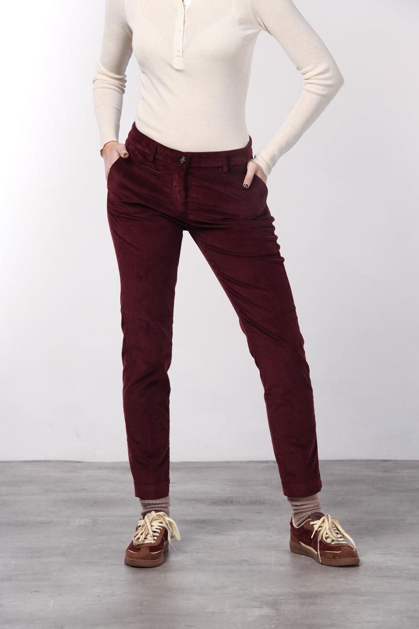 New York Slim women’s chino trousers in wide-wale corduroy, slim fit ①