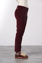 New York Slim women’s chino trousers in wide-wale corduroy, slim fit ①