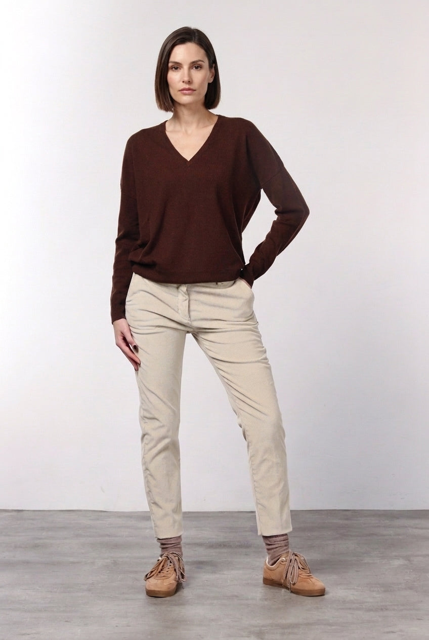 New York Slim pantalon chino femme en velours à grosses côtes slim fit ①
