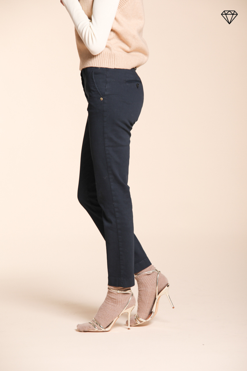 New York Slim Damen-Chinohose aus Satin Slim Fit ①