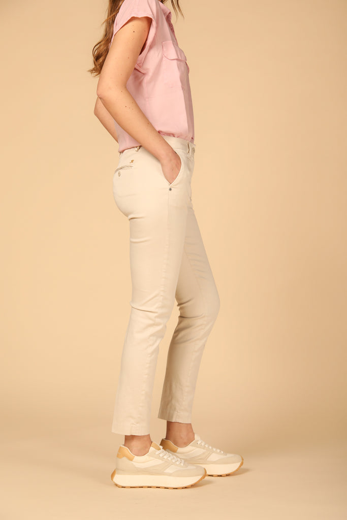 Image 4 of women's chino pants, New York model, stucco slim fit by Mason's