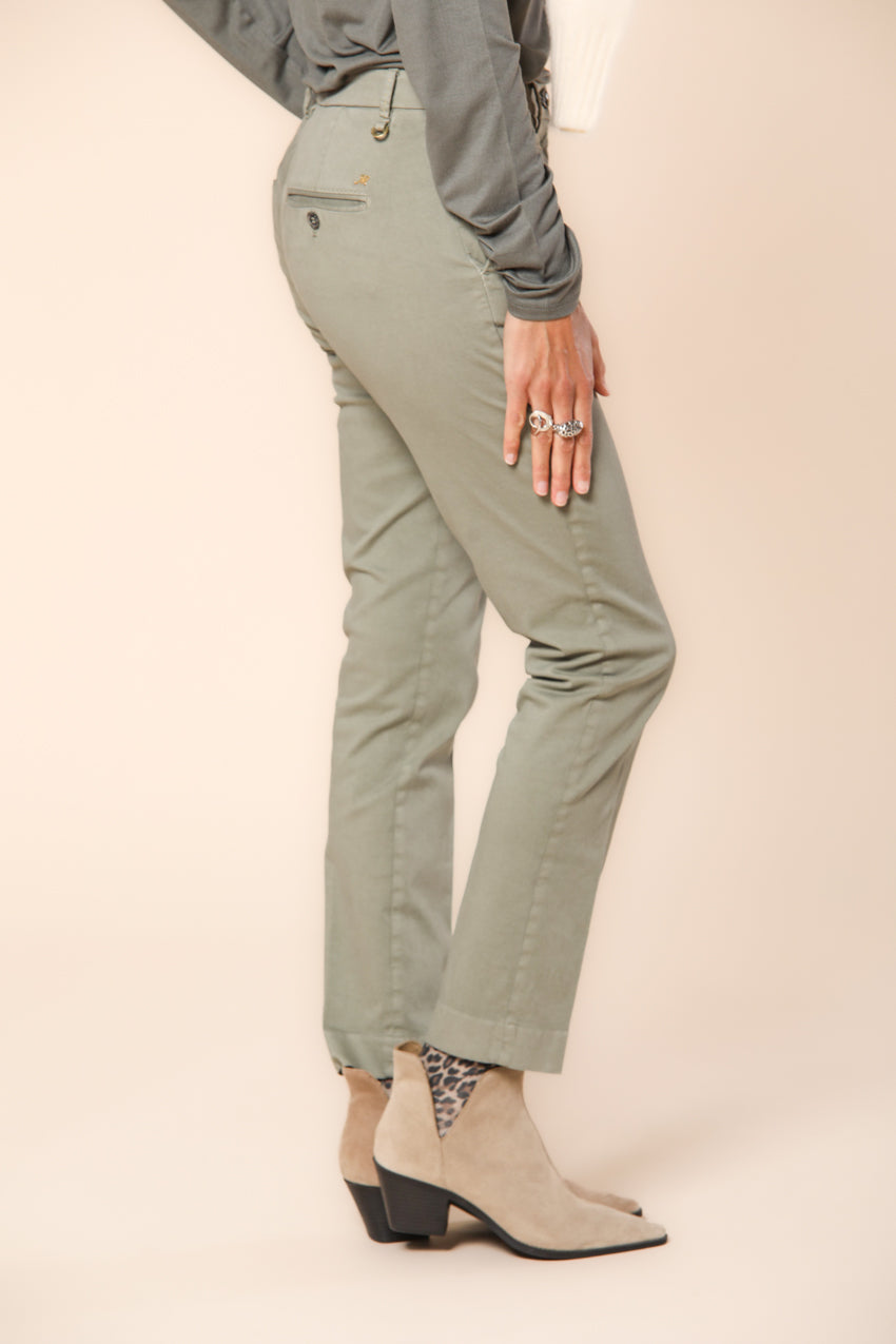 New York Slim pantalón chino mujer en satén ajuste slim ①