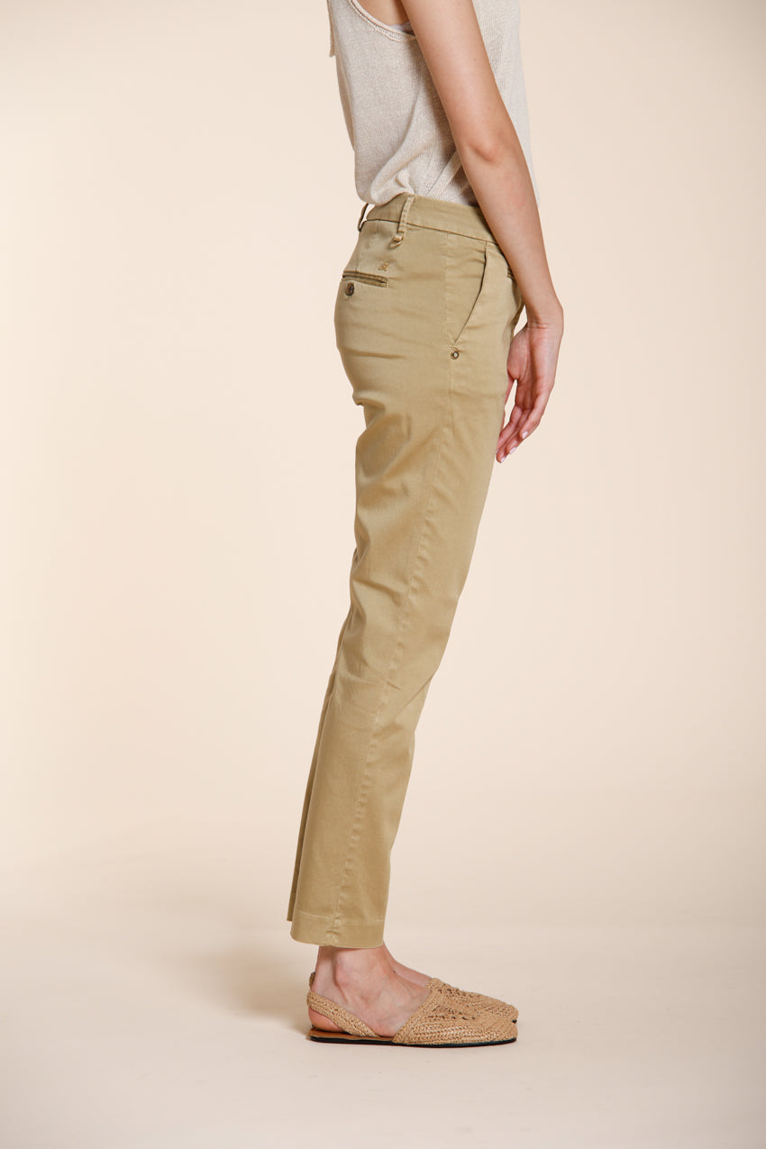 New York Slim pantalón chino mujer en satén stretch slim fit ①