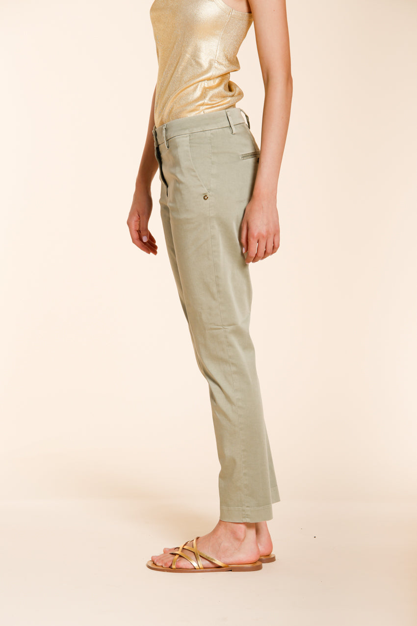 New York Slim pantalón chino mujer en satén stretch slim fit ①