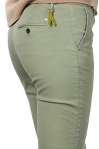 New York Slim Chinohose für Damen aus Satin mit slim fit ①