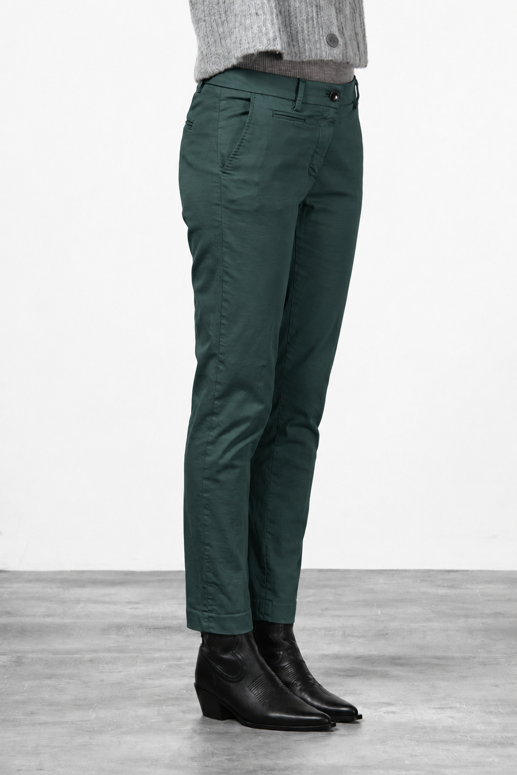 New York Slim pantalone chino donna in raso slim fit ①