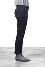New York Slim pantalone chino donna in raso slim fit ①