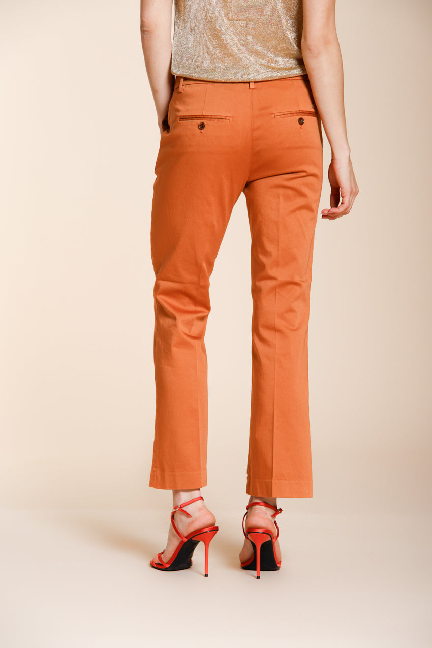 New York Trumpet Hose Chino Damen aus Stretch Satin slim fit