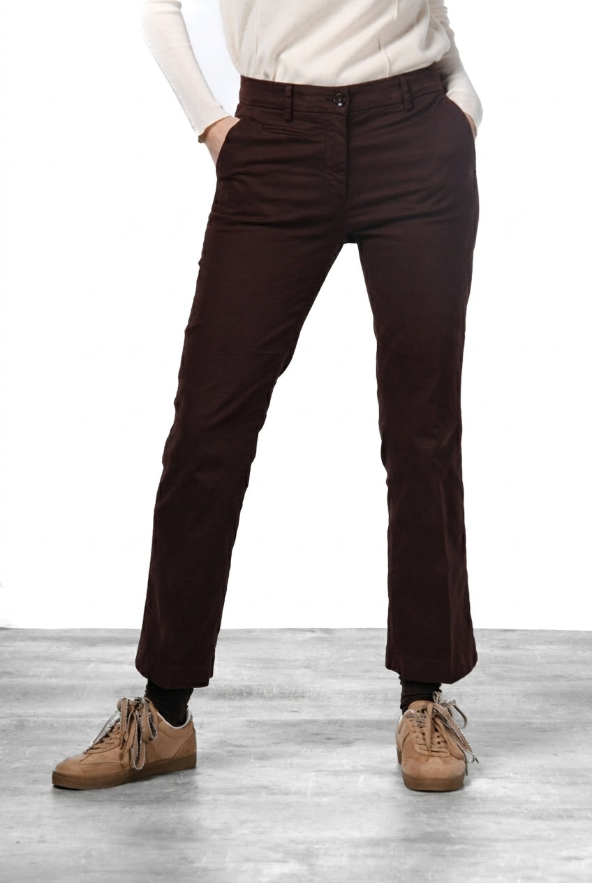 New York Trumpet pantalón chino de mujer en gabardina, slim fit ①