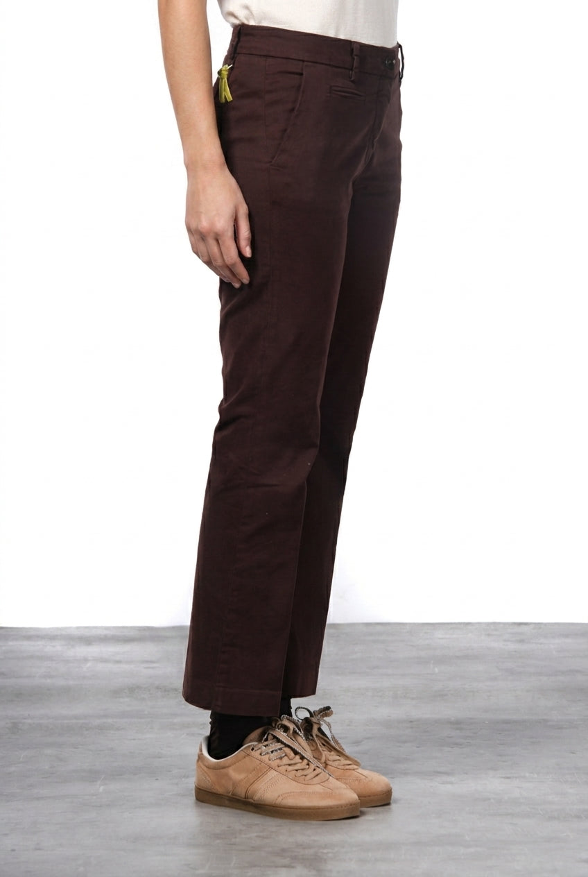 New York Trumpet pantalón chino de mujer en gabardina, slim fit ①