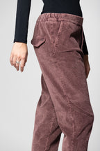 Malibu Jogger City pantalon chino femme en velours côtelé relaxed fit