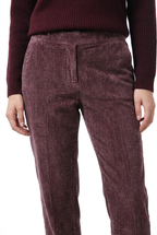 Malibu Jogger City Chinohose für Damen aus breit geripptem Samt mit relaxed fit
