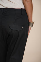 Malibu Jogger women's chino pants in gabardine carrot fit