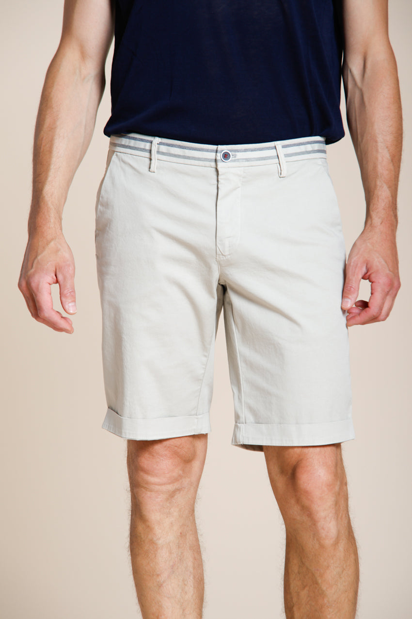 Torino Summer Bermuda Chino Herren aus Stretch-Satin slim fit