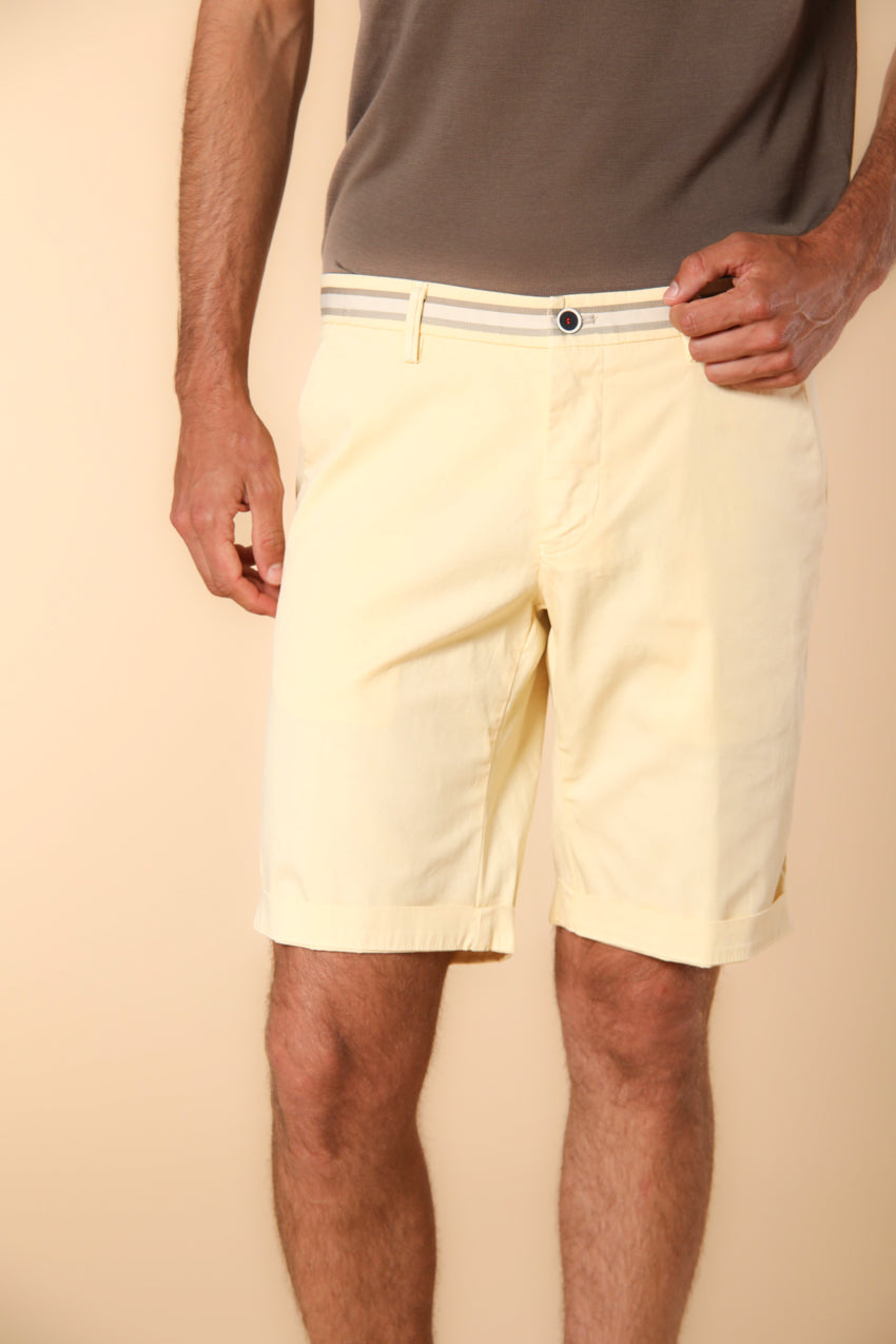 Torino Summer men's chino bermuda shorts in stretch satin, slim fit