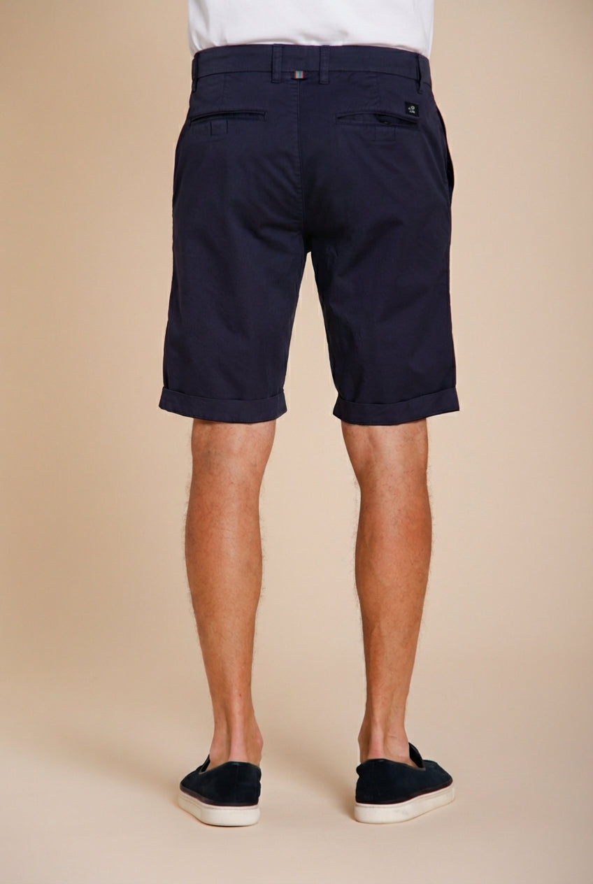 London men's chino bermuda in stretch gabardine regular fit ①