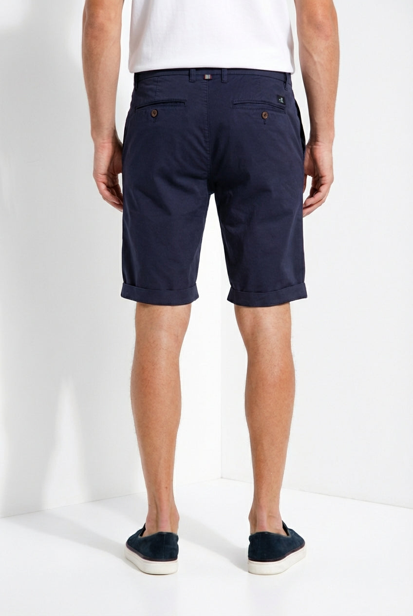 London men's chino bermuda in stretch gabardine regular fit ①