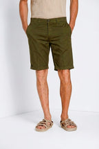 London bermuda chino hombre en gabardina stretch regular fit ①