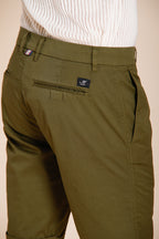 London bermuda chino hombre en gabardina stretch regular fit ①