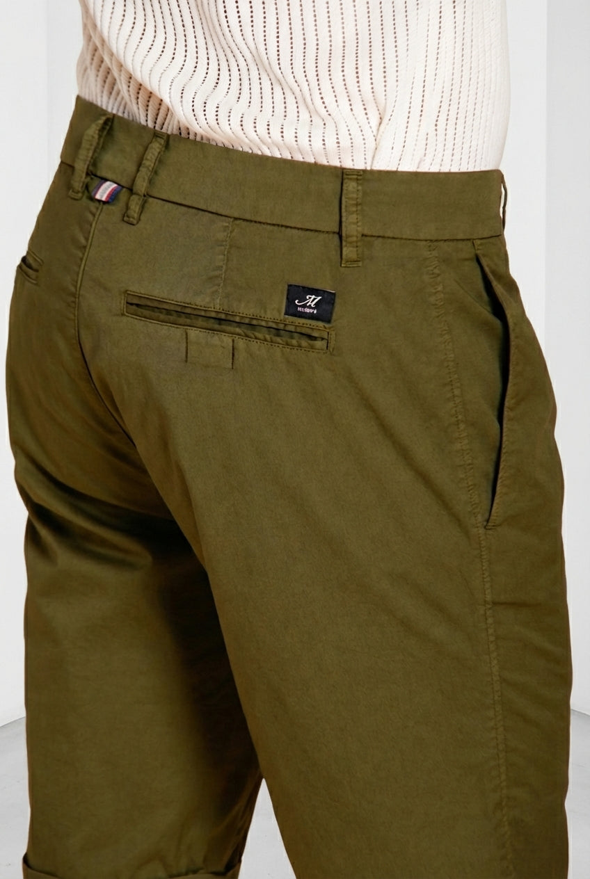 London bermuda chino hombre en gabardina stretch regular fit ①