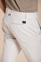 London bermuda chino uomo in gabardina stretch regular fit ①