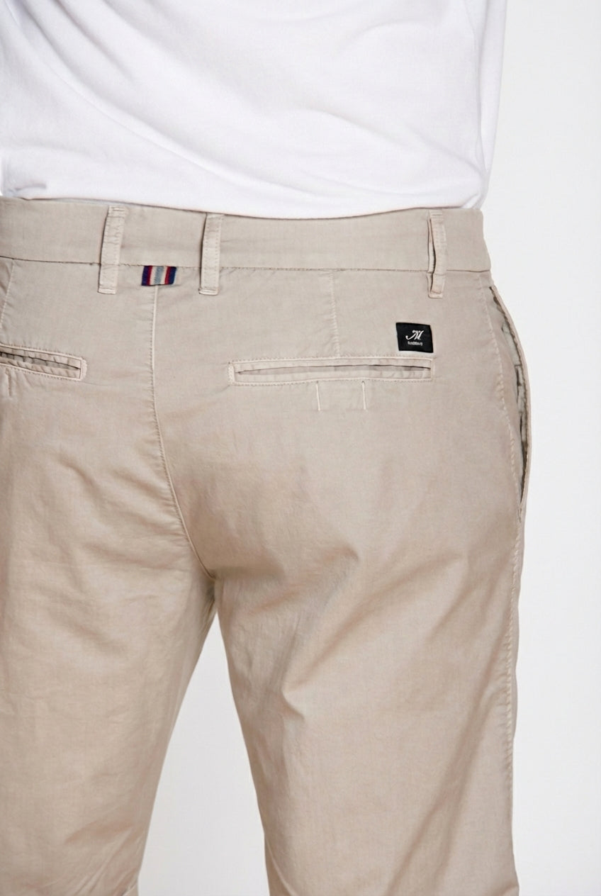 London Bermuda Chino Herren aus Stretch-Gabardine regular fit ①